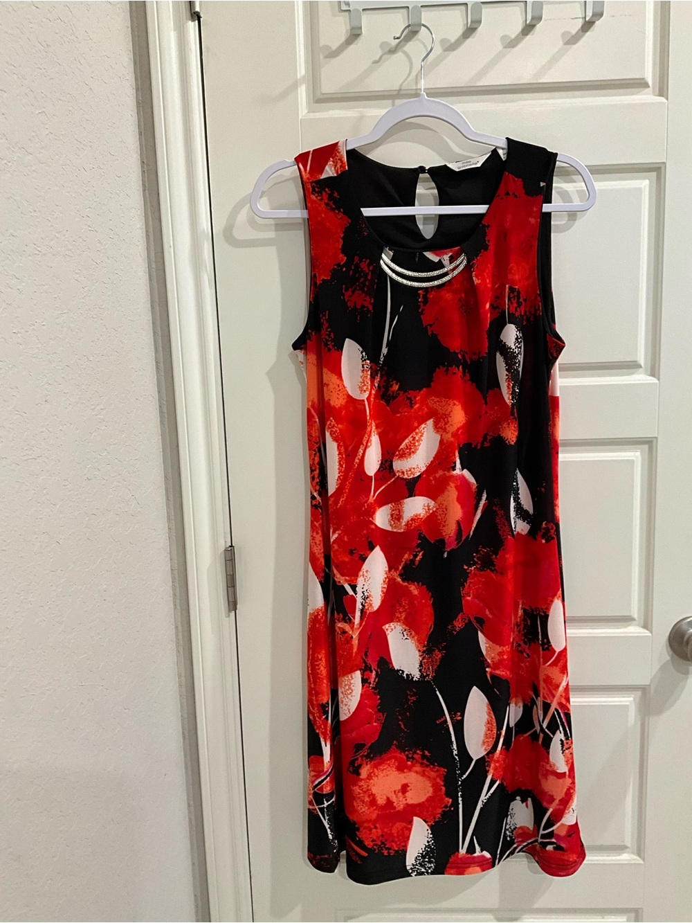 Mlle Gabrielle Red and White Floral Midi Dress